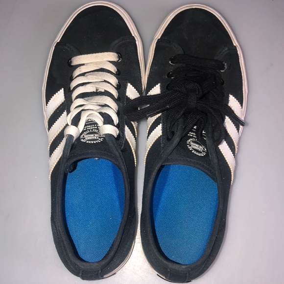 Adidas Canvas - Picture 4 of 8